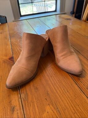 Report Tan Suede Block Heel Mules